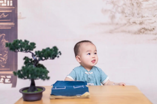 和县五个月宝宝可以站吗 和县五个月宝宝可以站吗